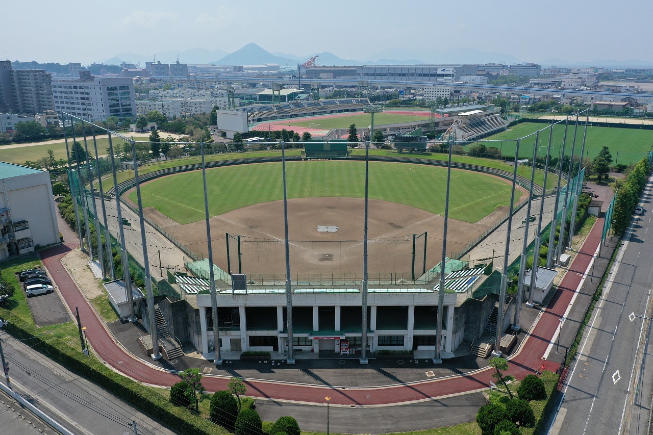 コカ・コーラ ボトラーズジャパン 広島総合グランド野球場（広島県）